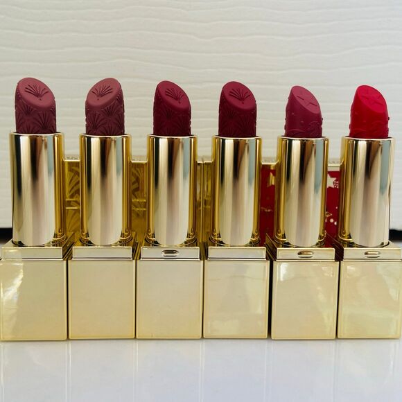 Estee Lauder Lipstick Bundle x6, Christmas Holiday Limited edition 2024 & 2023 - Picture 2 of 11